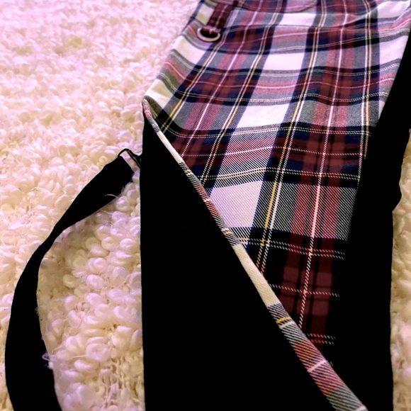 Sold out***ROYAL BONES⛓️• Bondage split Plaid skinny jeans sz 9 - Picture 4 of 4